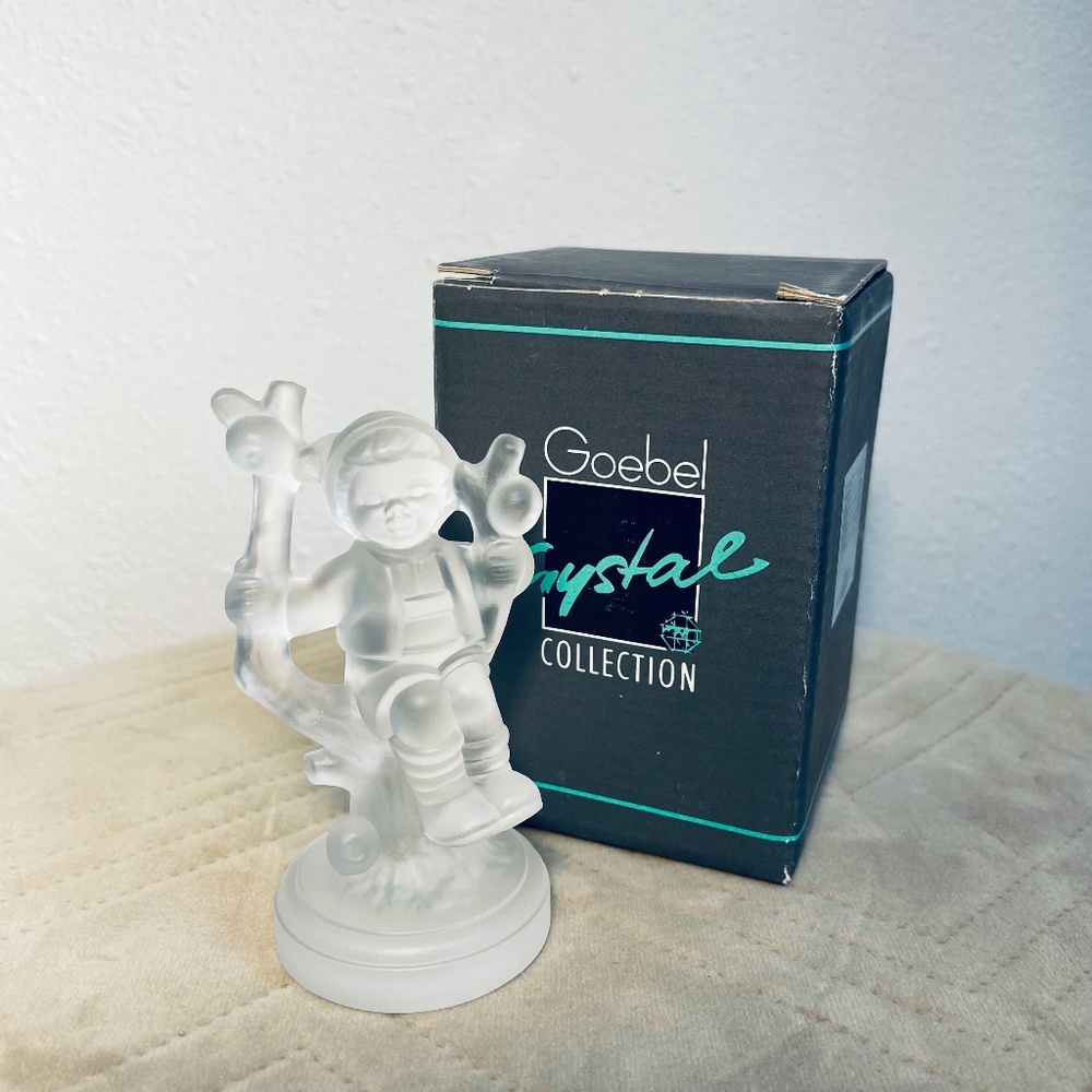 Goebel M.J. Hummel Herbst Apple Tree Boy Crystal Collection Figurine